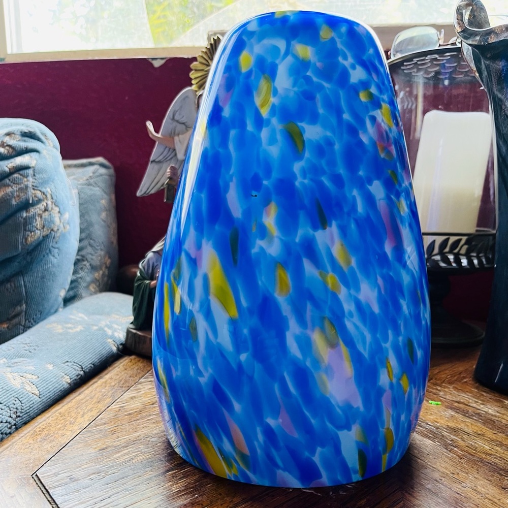 Vintage Art Deco Murano glass lamp shade.